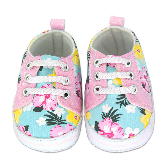 粉色花卉球鞋